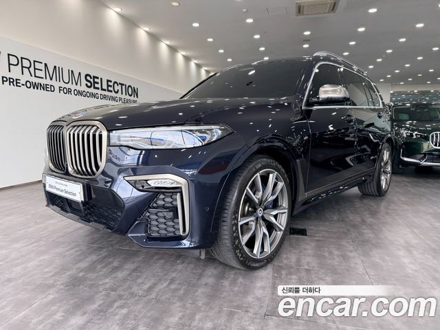 BMW X7 G07 M50i 6STR - фото 0