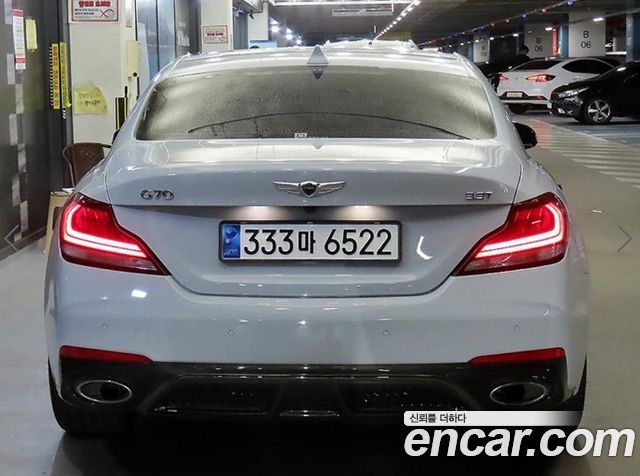 Genesis G70 2.0T Sport Package - фото 4