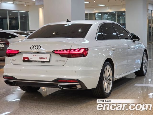 Audi A4 B9 40 TFSI - фото 1