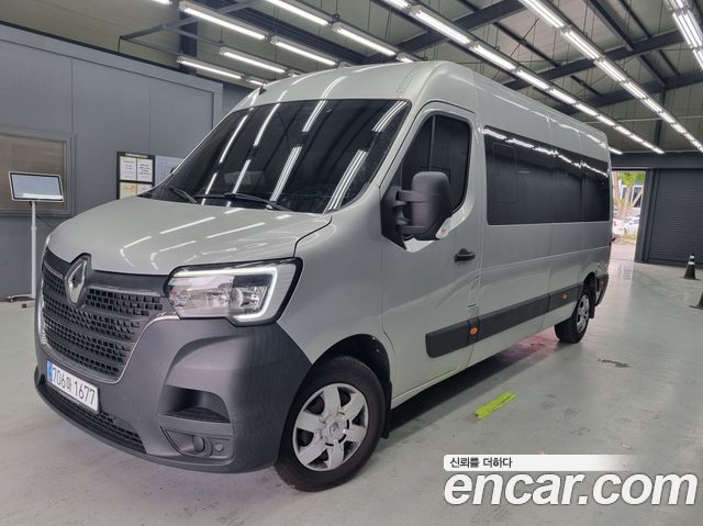 Renault Samsung Master 2.3 15-Seater - фото 0