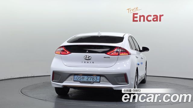 Hyundai Ioniq Q - фото 3