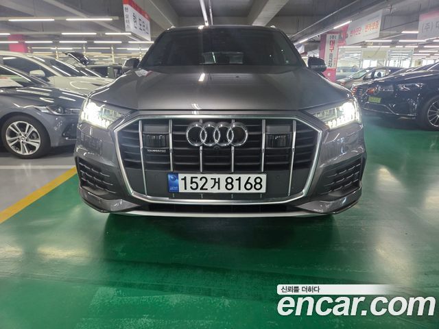 Audi Q7 45 TDI Quattro Premium - фото 0