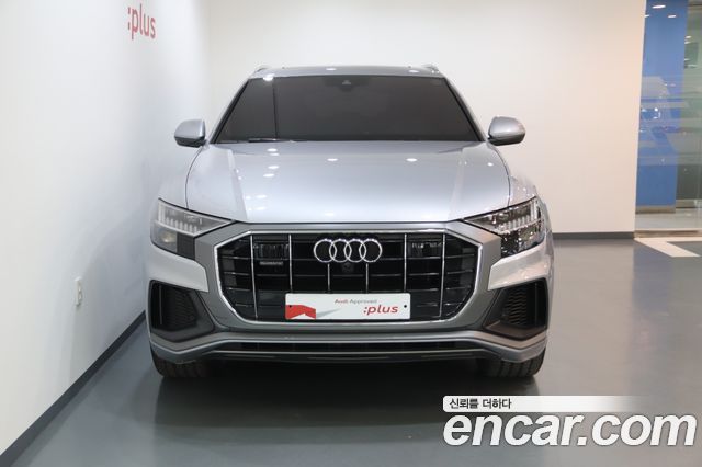 Audi Q8 50 TDI Quattro Premium - фото 2