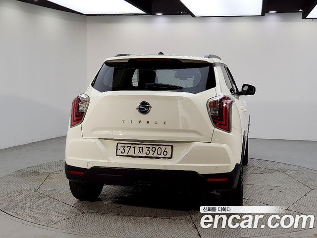 SsangYong Tivoli Gasoline 1.5 2WD V3 - фото 2