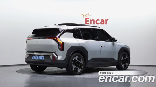Kia EV3 Long Range 2WD Earth - фото 1