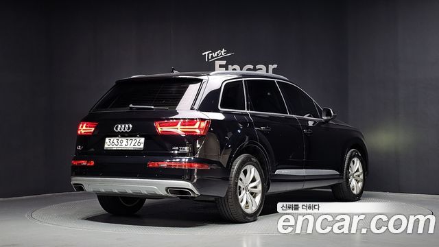 Audi Q7 45 TFSI Quattro - фото 1