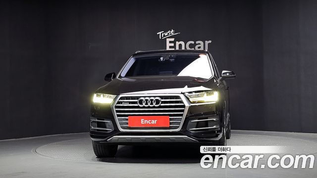 Audi Q7 45 TFSI Quattro - фото 2