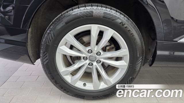 Audi Q7 45 TFSI Quattro - фото 4