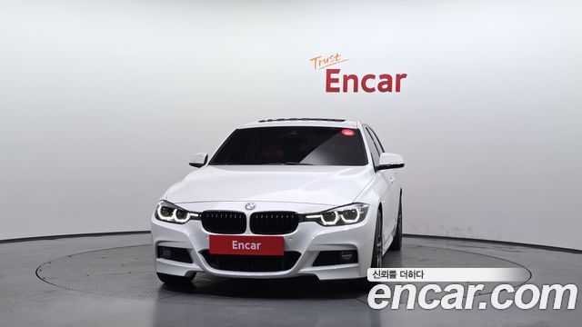 BMW 3-Series F30 330i M Sport Shadow - фото 2