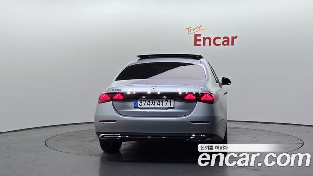Mercedes-Benz E-Class W214 E200 Avantgarde - фото 3