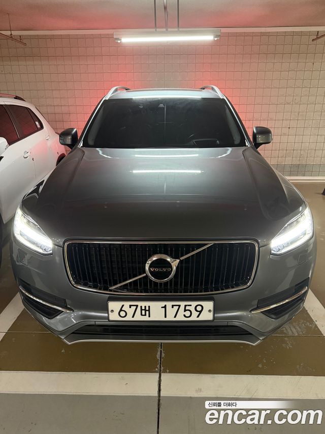 Volvo XC90 2-го поколения D5 Momentum - фото 2