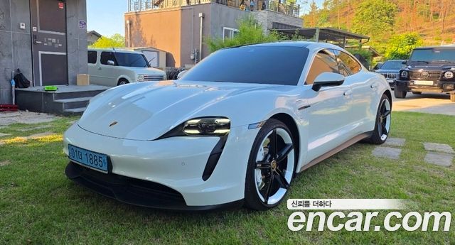 Porsche Taycan 4S - фото 2