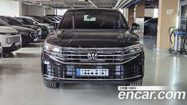 Volkswagen Touareg 3-го поколения 3.0 TDI Prestige - фото 1