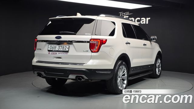 Ford Explorer 2.3 Limited 4WD 5th - фото 1