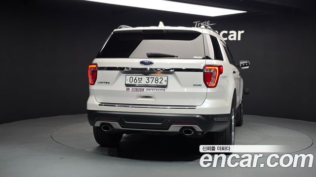 Ford Explorer 2.3 Limited 4WD 5th - фото 3