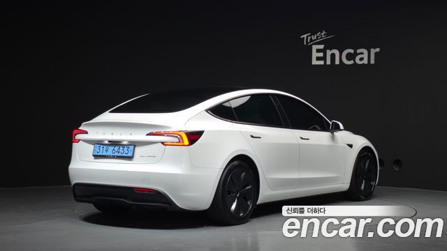 Tesla Model 3 Long Range AWD - фото 1