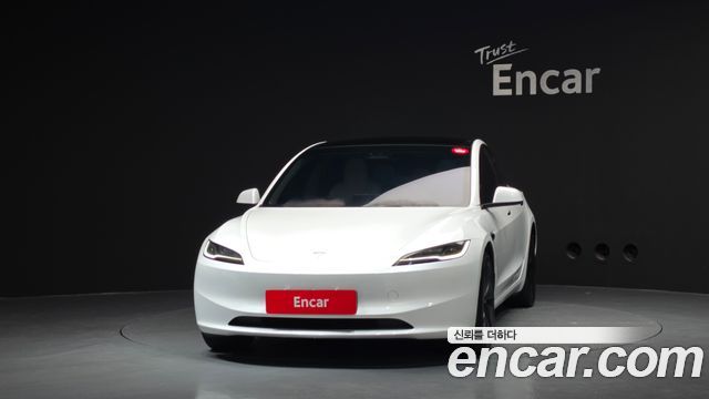 Tesla Model 3 Long Range AWD - фото 2