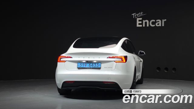 Tesla Model 3 Long Range AWD - фото 3
