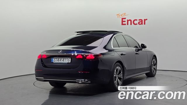 Mercedes-Benz E-Class W214 E200 Avantgarde - фото 1
