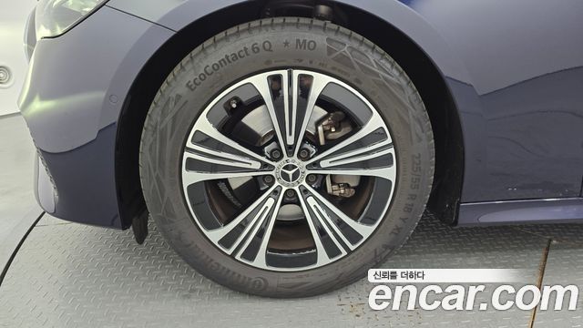 Mercedes-Benz E-Class W214 E200 Avantgarde - фото 4