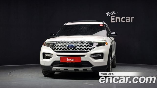 Ford Explorer 6-го поколения 2.3 LimIted 4WD - фото 2