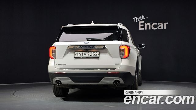 Ford Explorer 6-го поколения 2.3 LimIted 4WD - фото 3