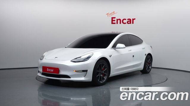 Tesla Model 3 Long Range AWD - фото 0