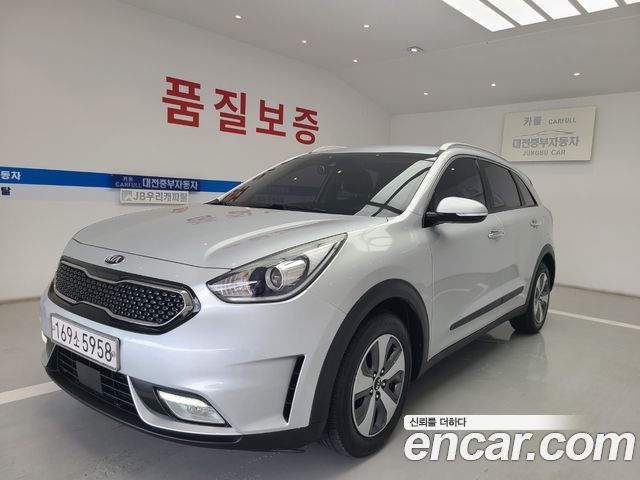 Kia Niro Prestige - фото 2