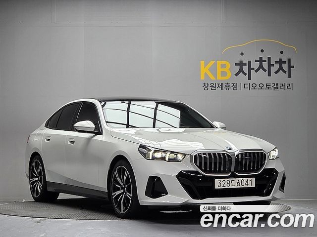 BMW 5-Series G60 530i xDrive M Sport - фото 4