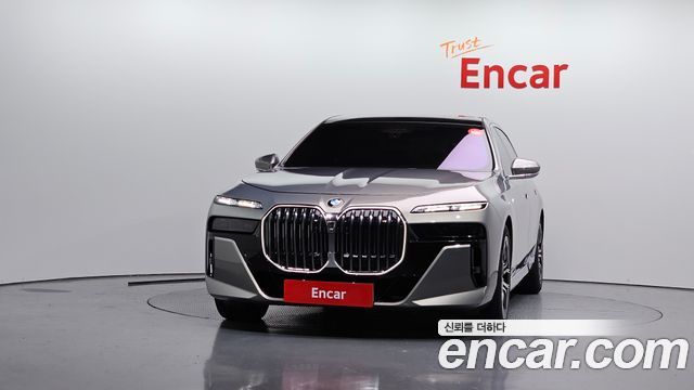 BMW 7-Series G70 740d xDrive M Sport - фото 2