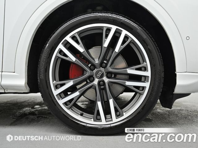 Audi Q5 45 TFSI Quattro S Line Black Ediiton - фото 4
