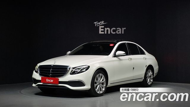 Mercedes-Benz E-Class W213 E300 4MATIC Exclusive - фото 0