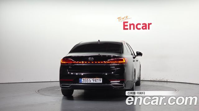 Kia K7 Premier, гибрид Signature - фото 3