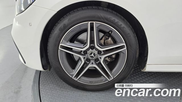 Mercedes-Benz E-Class W213 E250 Avantgarde - фото 4