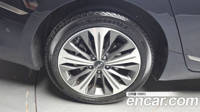 Kia K8 гибрид Signature Special - фото 4
