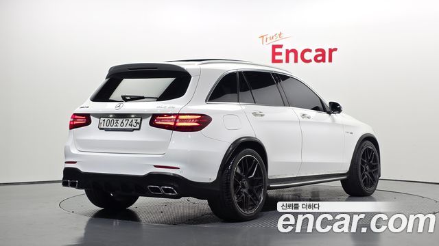 Mercedes-Benz GLC-Class X253 AMG GLC63 4MATIC+ - фото 1
