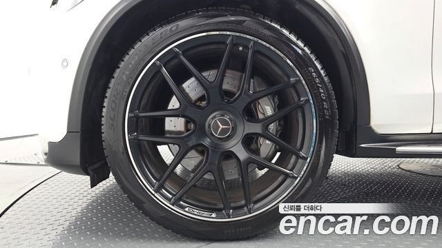 Mercedes-Benz GLC-Class X253 AMG GLC63 4MATIC+ - фото 4
