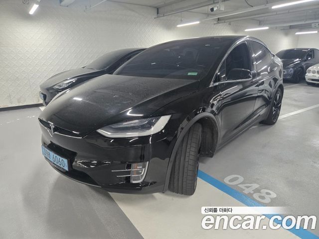 Tesla Model X Long Range - фото 0