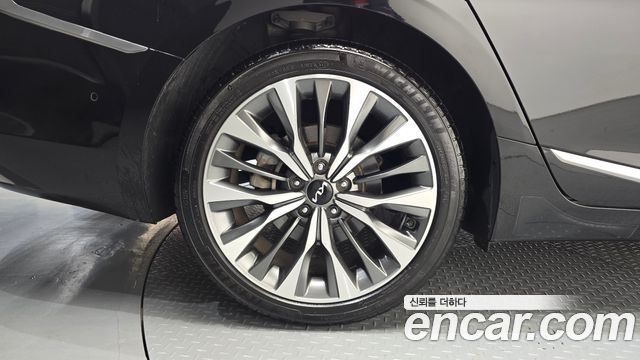 Kia K8 2.5 Gasoline 2WD Noblesse - фото 4