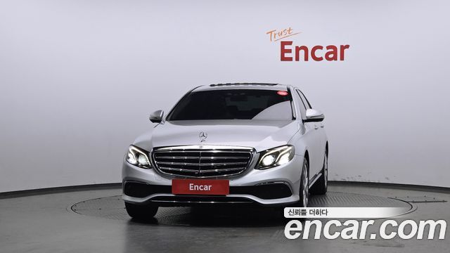 Mercedes-Benz E-Class W213 E300 Exclusive - фото 2