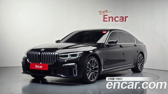 BMW 7-Series G11 740Li xDrive M Sport Package - фото 0