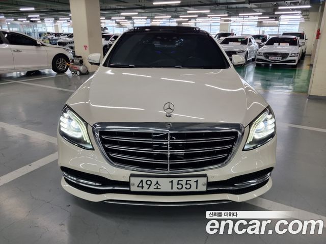 Mercedes-Benz S-Class W222 S560L 4MATIC - фото 1