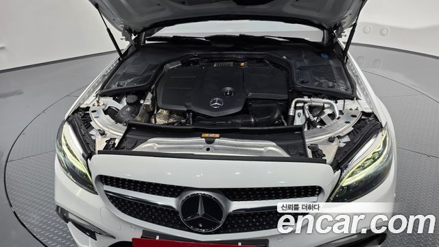 Mercedes-Benz C-Class W205 C220 d 4MATIC AMG Line - фото 4