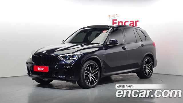 BMW X5 G05 M50i - фото 0