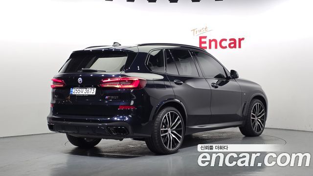 BMW X5 G05 M50i - фото 1