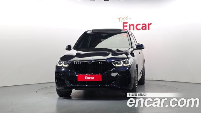 BMW X5 G05 M50i - фото 2
