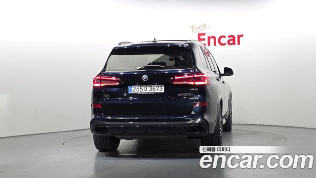 BMW X5 G05 M50i - фото 3