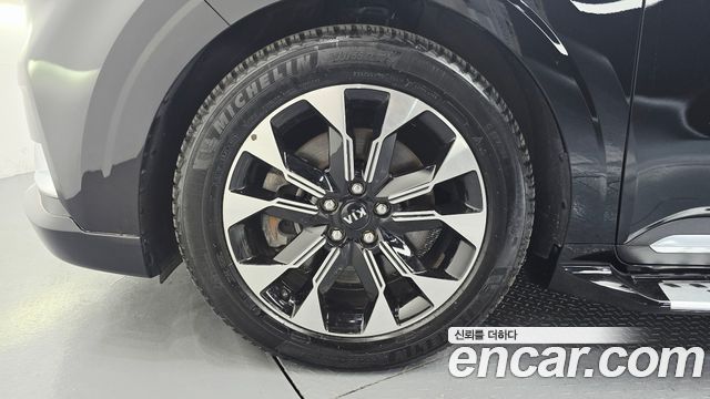 Kia Carnival 4-го поколения Gasoline 9-Seater Hi-Limousine Signature - фото 4
