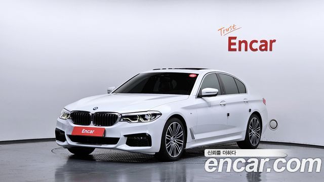 BMW 5-Series G30 530i M Sport Package Plus - фото 0