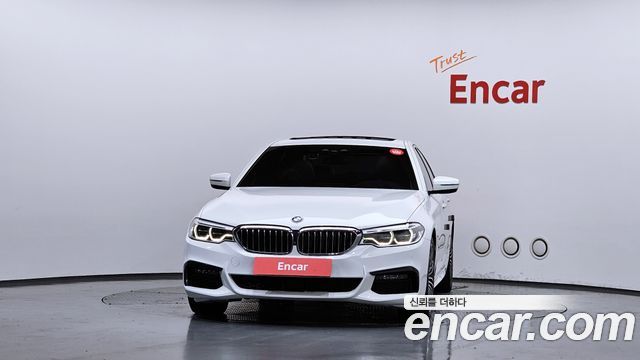 BMW 5-Series G30 530i M Sport Package Plus - фото 2